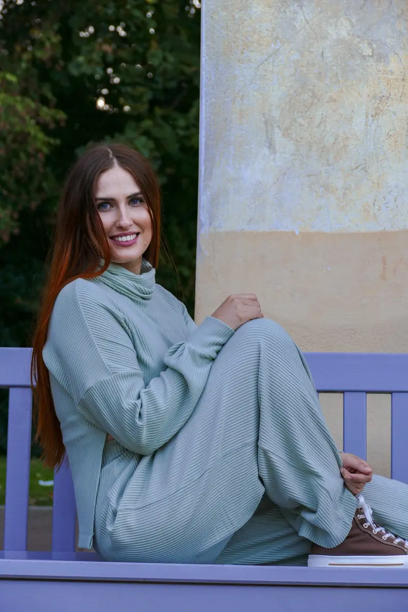 Aila Basic Pulli Mint – LENZING™ ECOVERO™ Viskose Rollkragenpullover