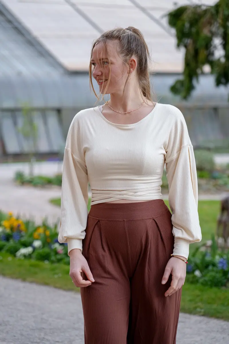 FARRAH Flower Pulli shell – Cropped Strickpullover aus Tencel & Bio-Baumwolle