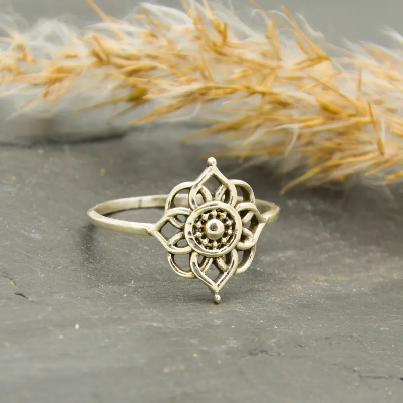 Filigraner Ring ~ MANDALA