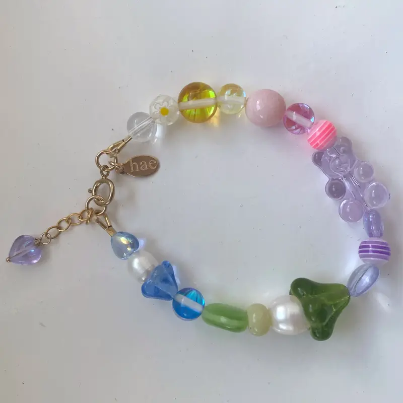 Hola Amor Estudios "Mixed Feelings Bracelet"