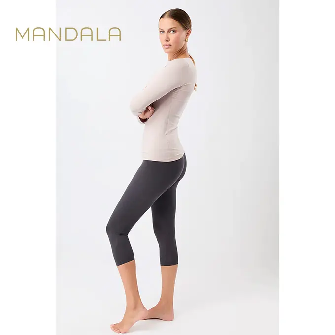 Mandala Best Cropped Legging - onyx