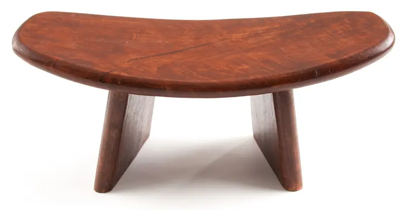 Meditationshocker aus Holz – ergonomisch & mobil