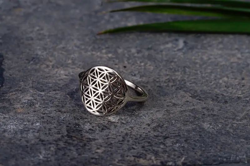 Ring ~ KLEINE BLUME DES LEBENS