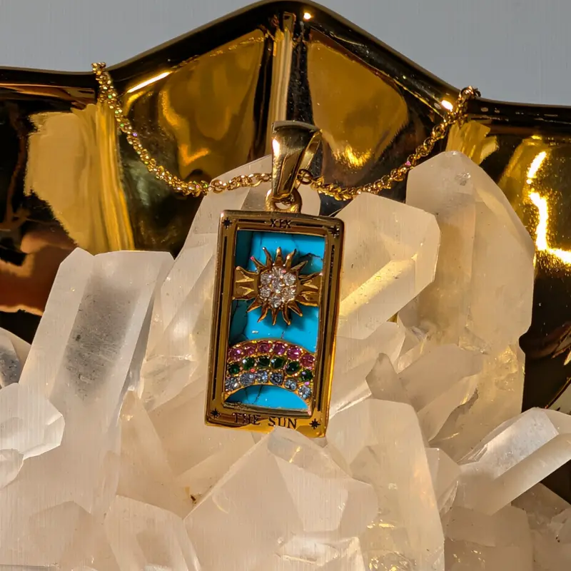 Tarot Halskette "Die Sonne" | 18k Gold & Muschel | Mio Queena