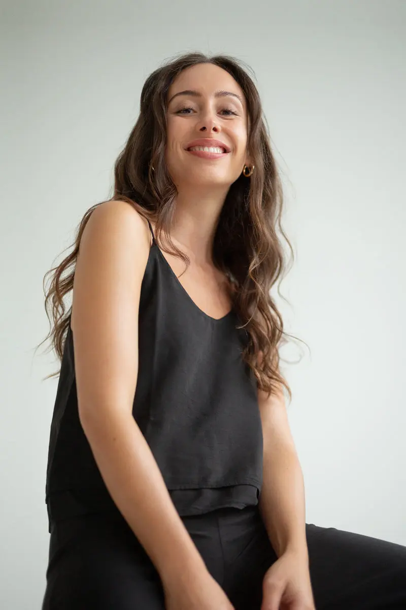 Top EMMA Tencel Schwarz – elegantes Damen-Basic nachhaltig produziert
