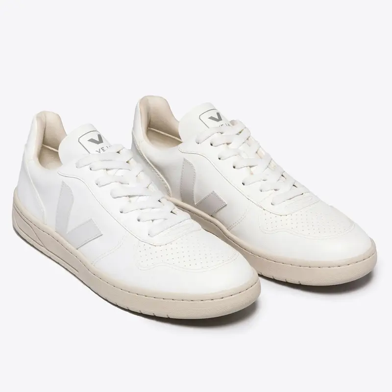 VEJA Unisex Sneaker "V-10 CWL"