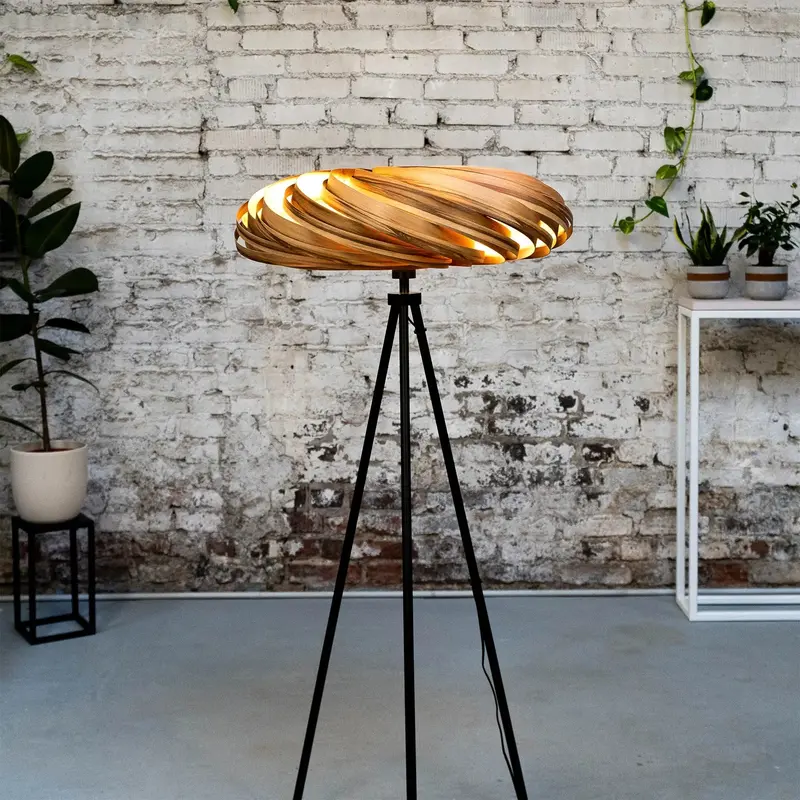 Veneria Stehleuchte Amberbaumholz 70cm handgefertigt